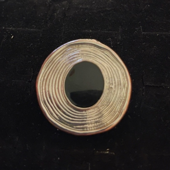 Adjustable Circle Ring Silver and Black - Picture 1 of 2